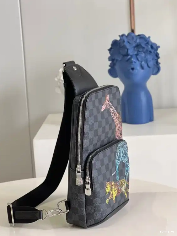 Cheap SLINGBAG LOUIS AVENUE VUITTON 0605